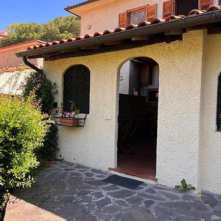 Ferienwohnung La Casina Di Checco Marciana Marina  Exterior foto
